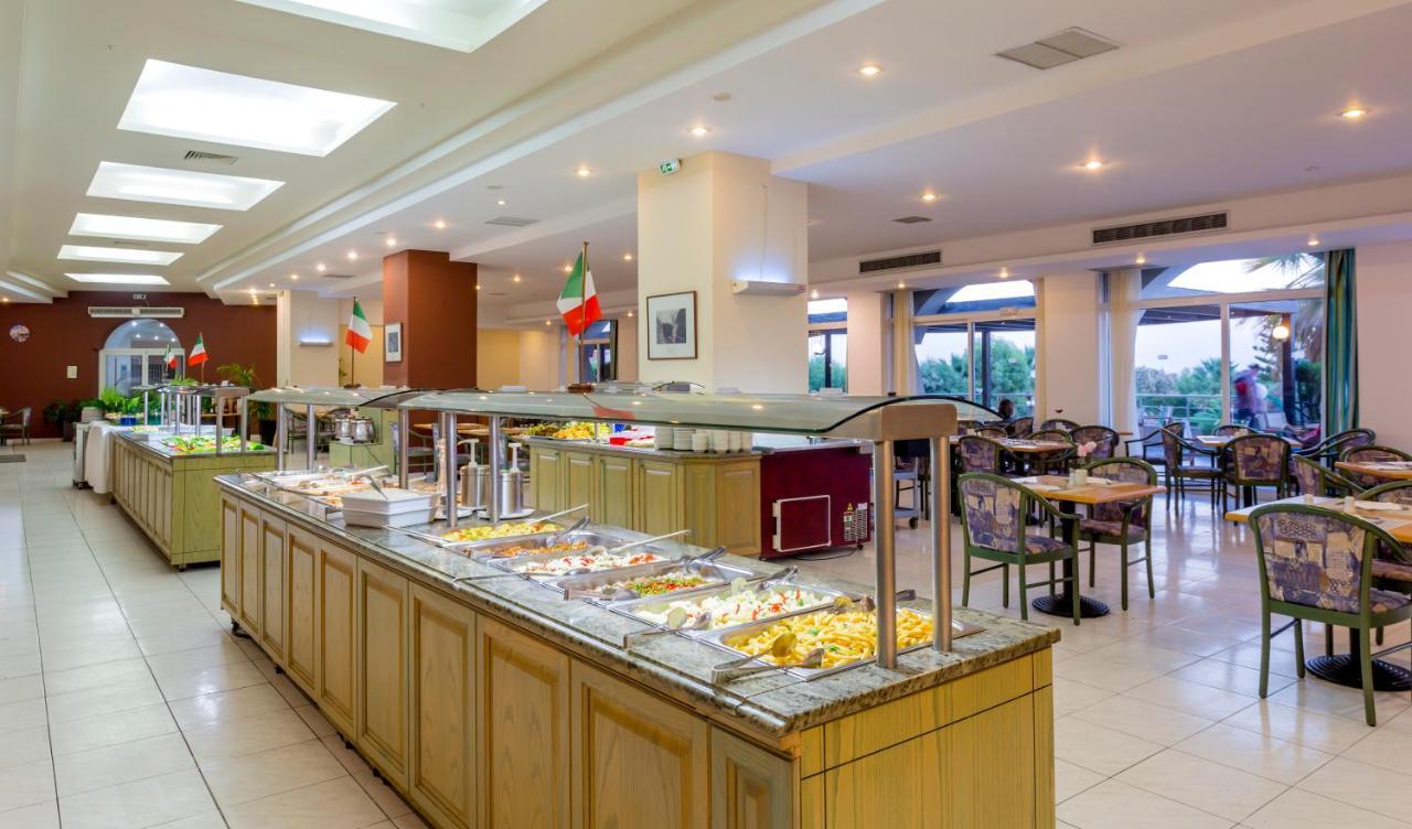 Olympos Beach Hotel ファリラキ エクステリア 写真