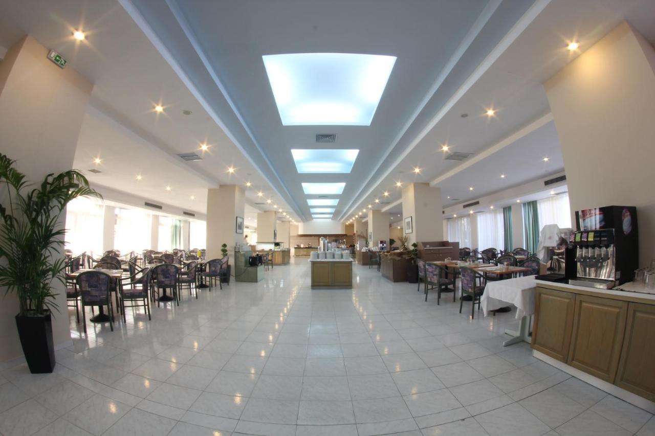 Olympos Beach Hotel ファリラキ エクステリア 写真