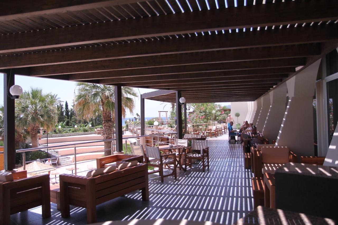 Olympos Beach Hotel ファリラキ エクステリア 写真