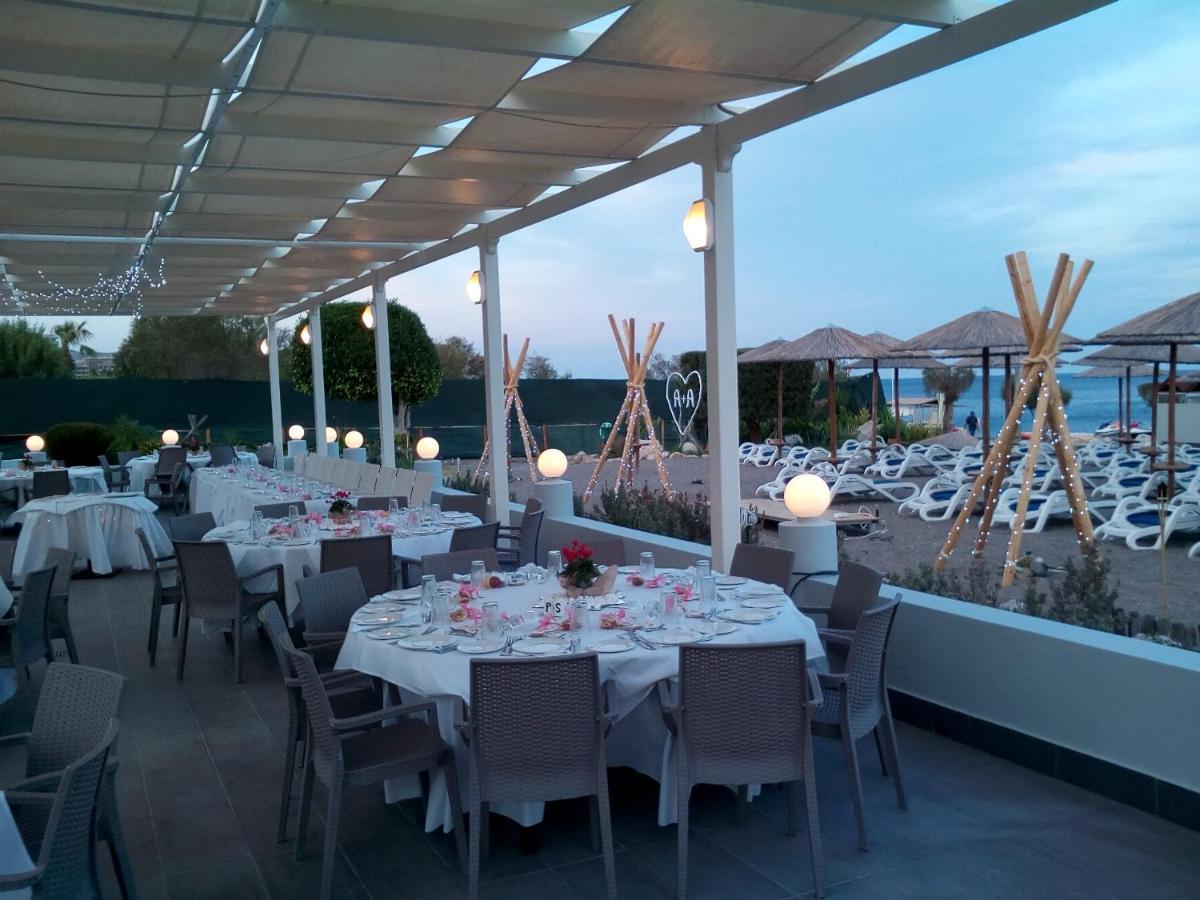 Olympos Beach Hotel ファリラキ エクステリア 写真