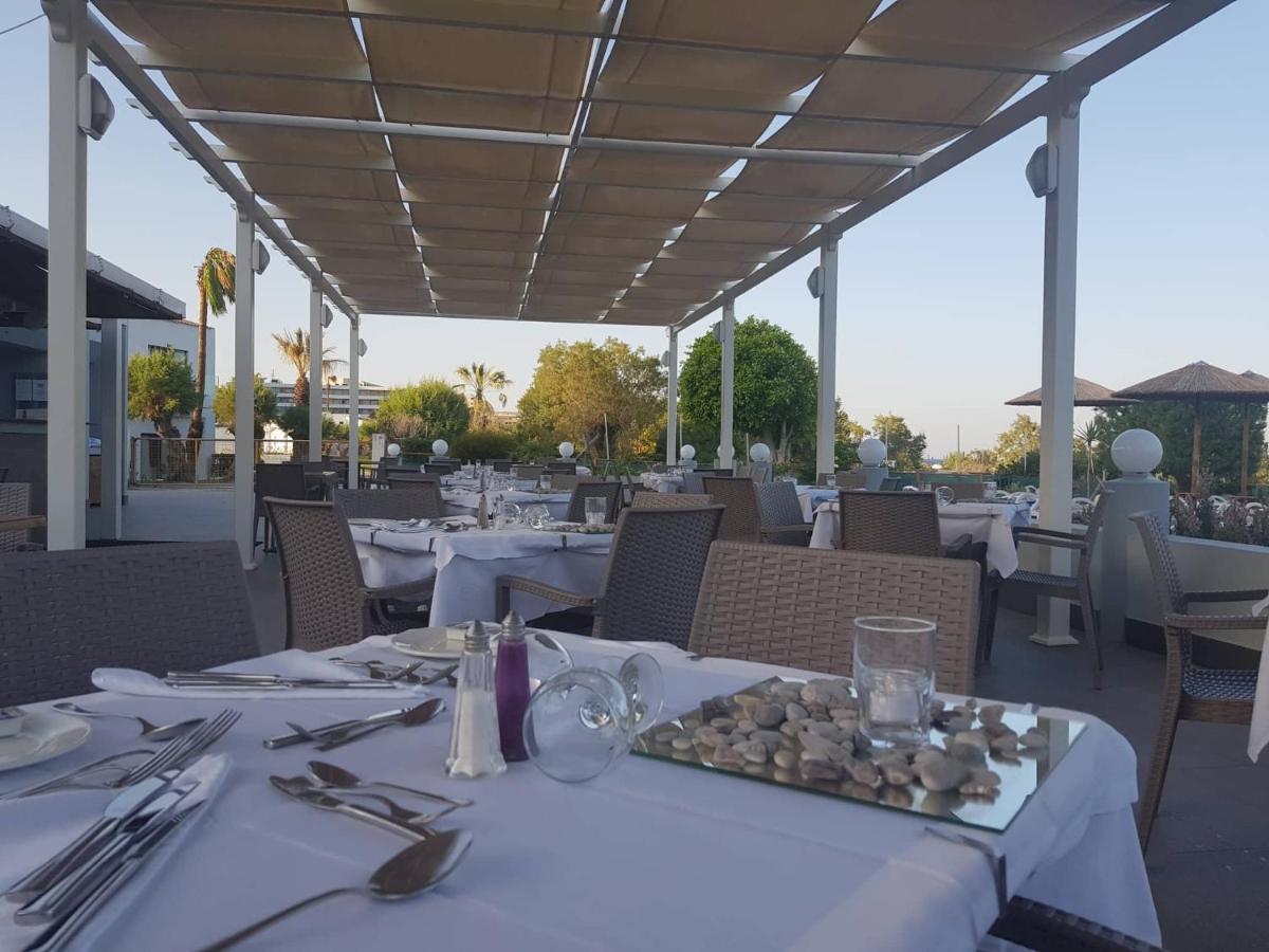 Olympos Beach Hotel ファリラキ エクステリア 写真