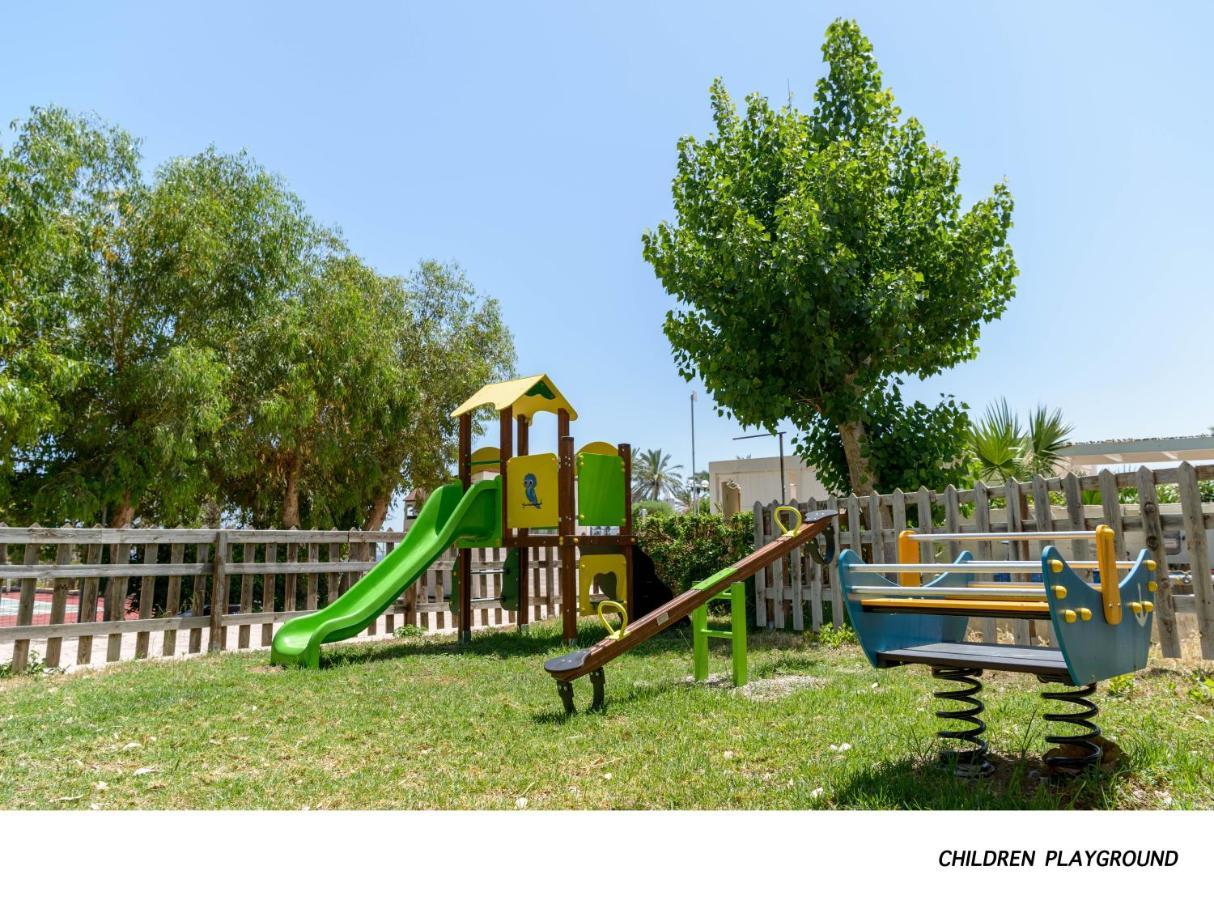 Olympos Beach Hotel ファリラキ エクステリア 写真