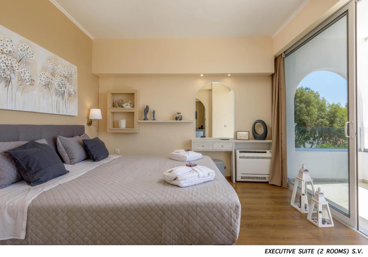 Olympos Beach Hotel ファリラキ エクステリア 写真